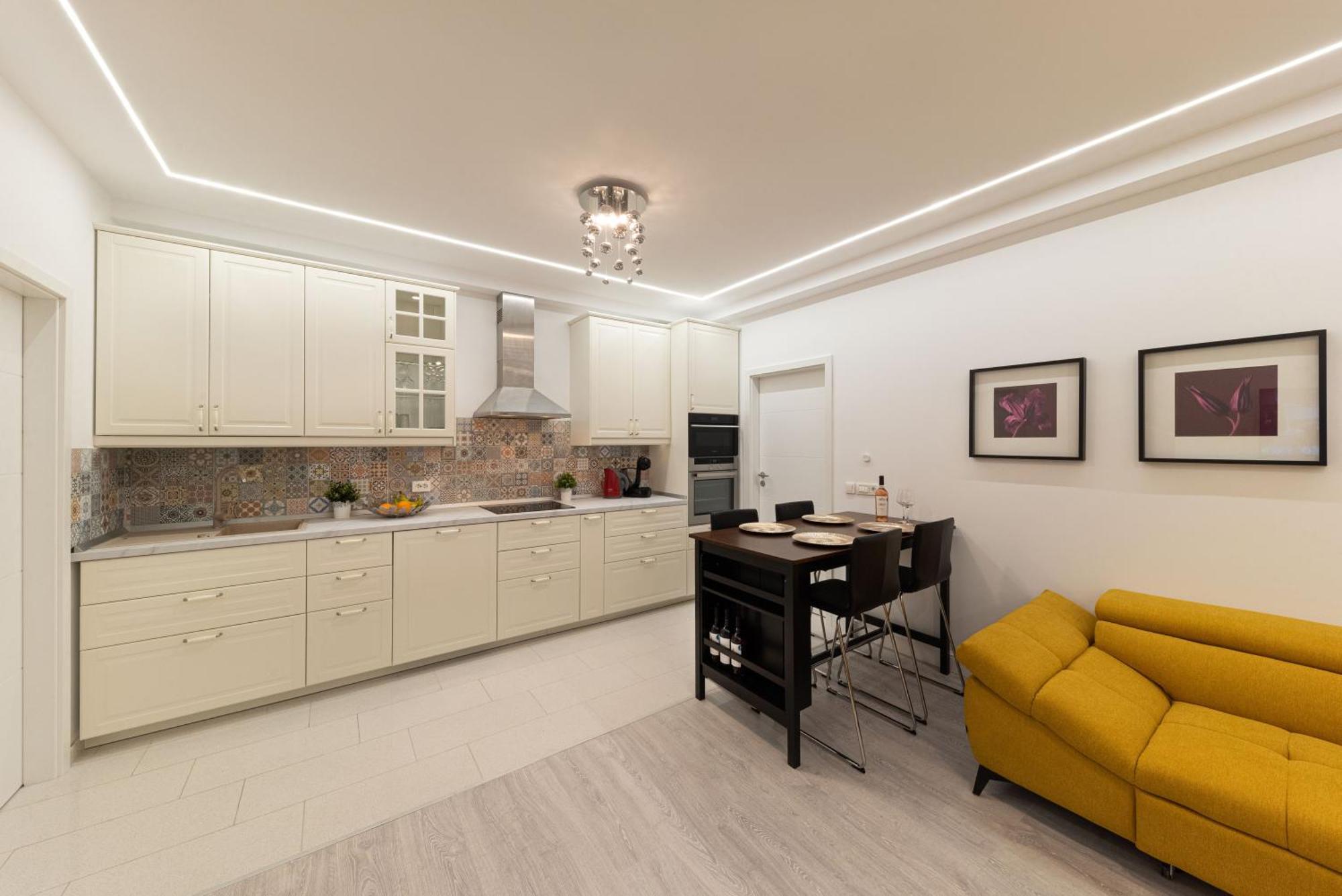 Smile Apartments Бухарест Екстер'єр фото