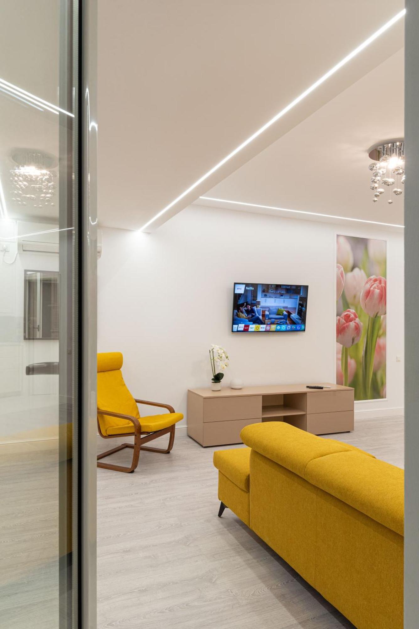 Smile Apartments Бухарест Екстер'єр фото