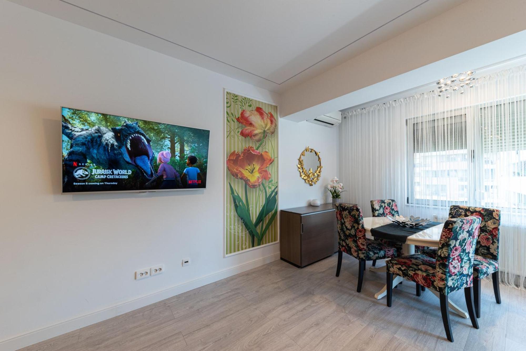 Smile Apartments Бухарест Екстер'єр фото