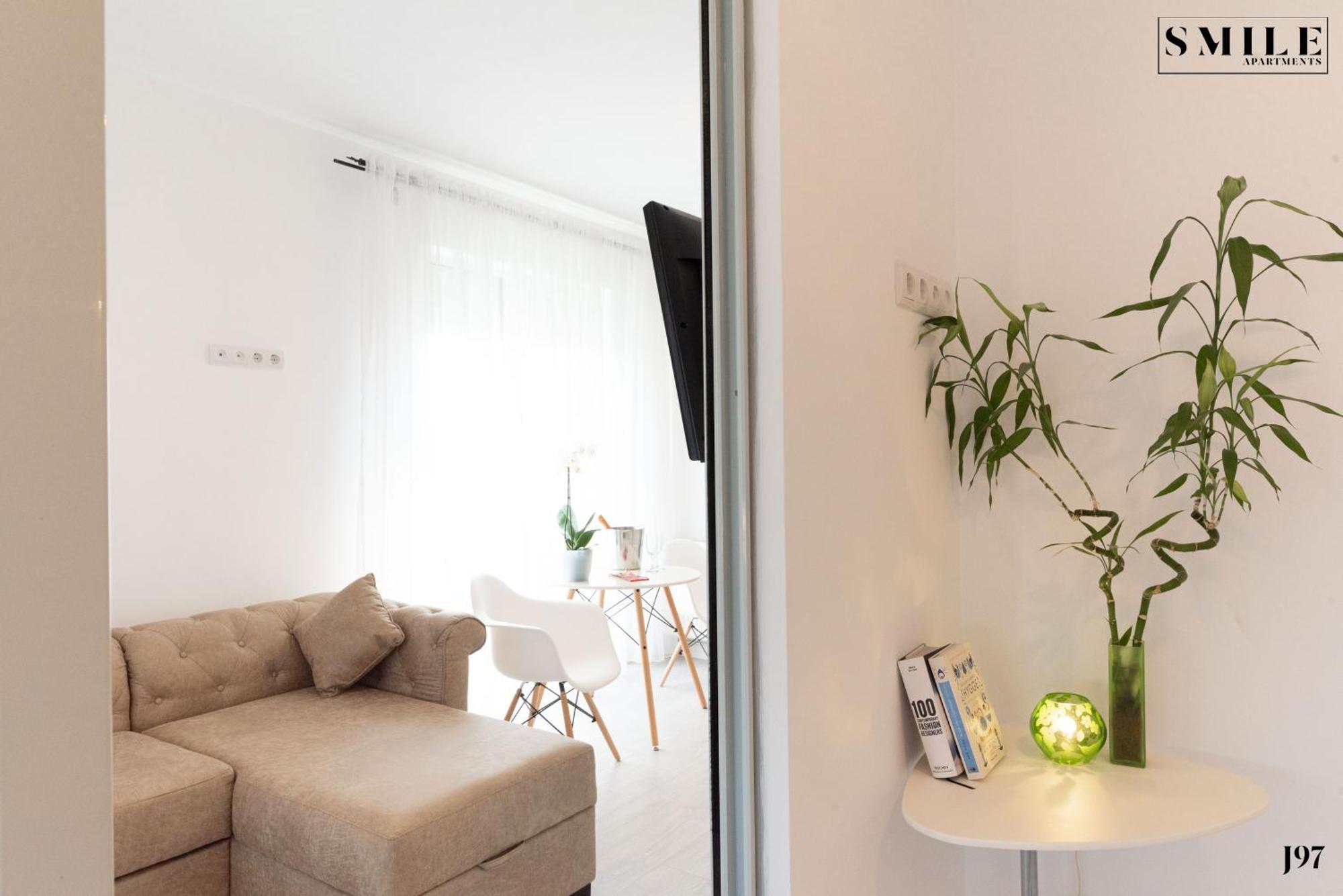 Smile Apartments Бухарест Екстер'єр фото